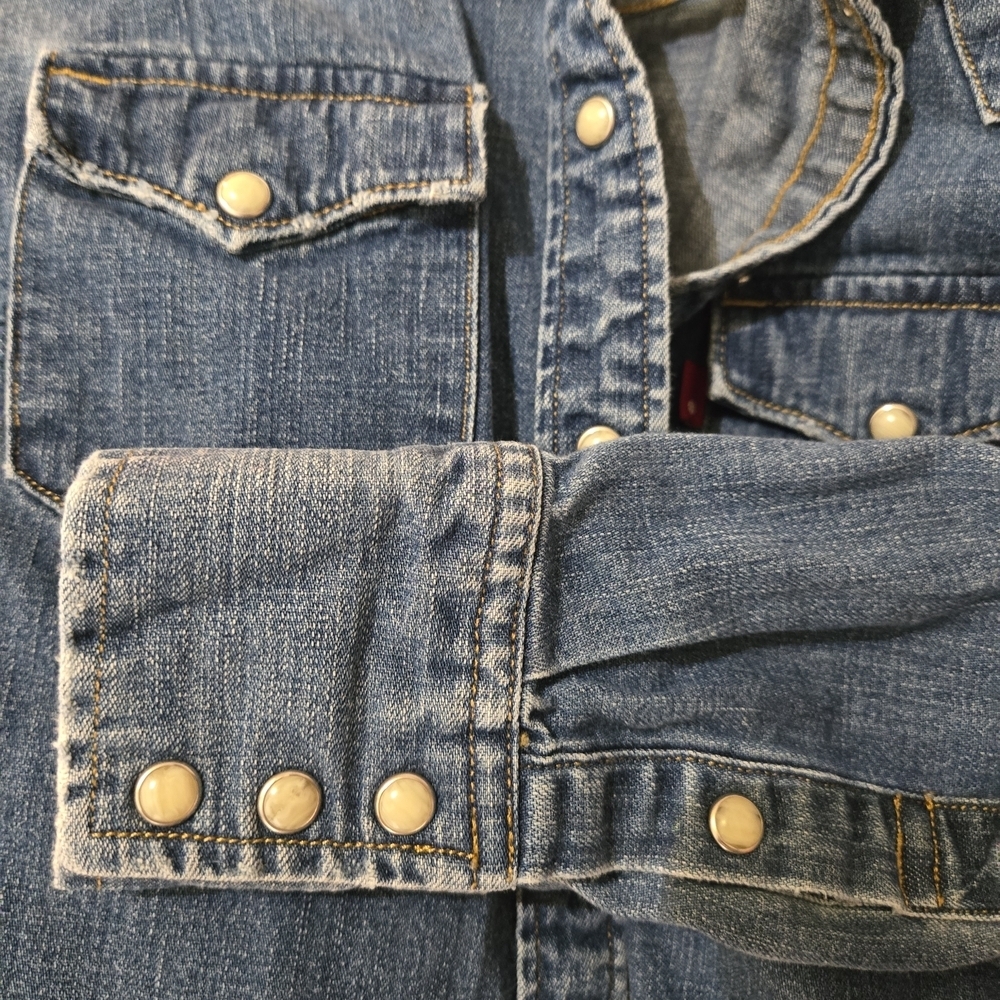 Levi's Blue Denim Pearl Snap Shirt XS - Picture 2 of 3